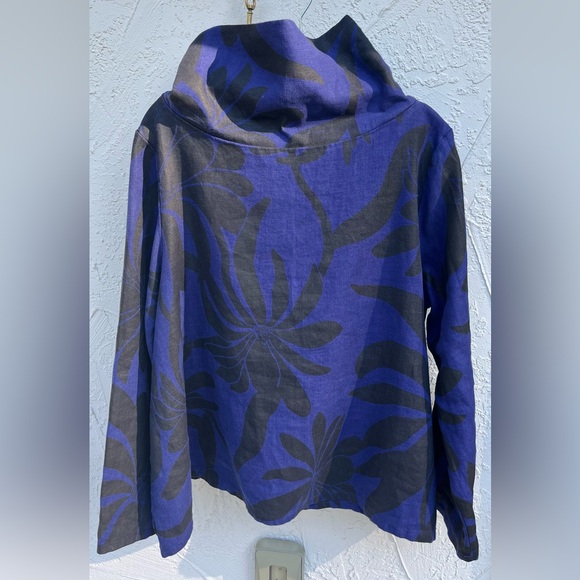 Bryn Walker Etta Top, 100% Linen, A-Line Bodice, Long Sleeve, Funnel Collar - Picture 5 of 8